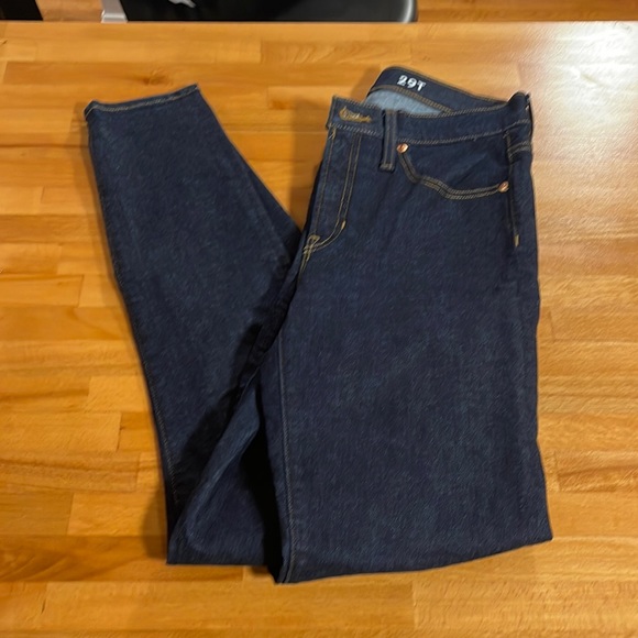J. Crew Denim - j crew toothpick Jean in rinse denim 29 tall